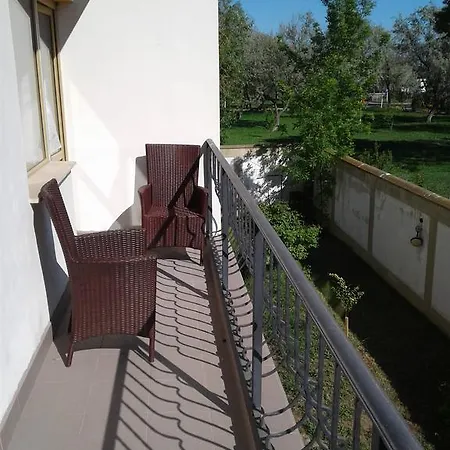 Vila Piratilor Navodari