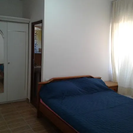 Vila Piratilor Navodari