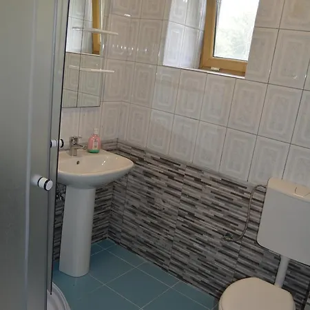 Guest house Vila Piratilor *