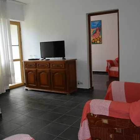 Vila Piratilor